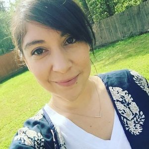 Meet your Posher, Rosalinda